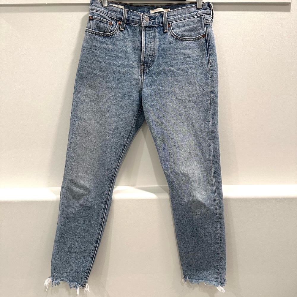 Levi’s wedgie jeans